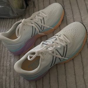 Women’s sneakers all brand new never worn